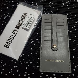Badgley Mischka Gray Leather Card Holder